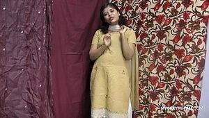 Rupali Indian Girl In Shalwar Suit Stripping Show